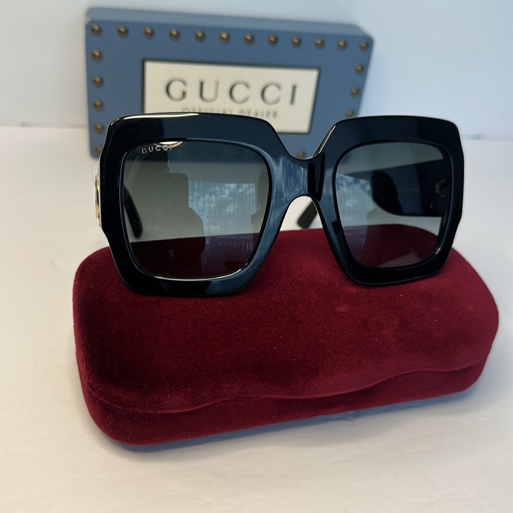 New Authentic GUCCI Square Frame Glitter GG0102S 001 Sunglasses Black - Picture 4 of 11